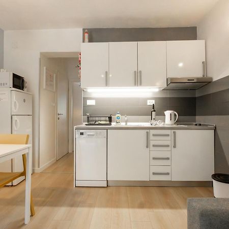 Apartments Krzanic Подгора Экстерьер фото