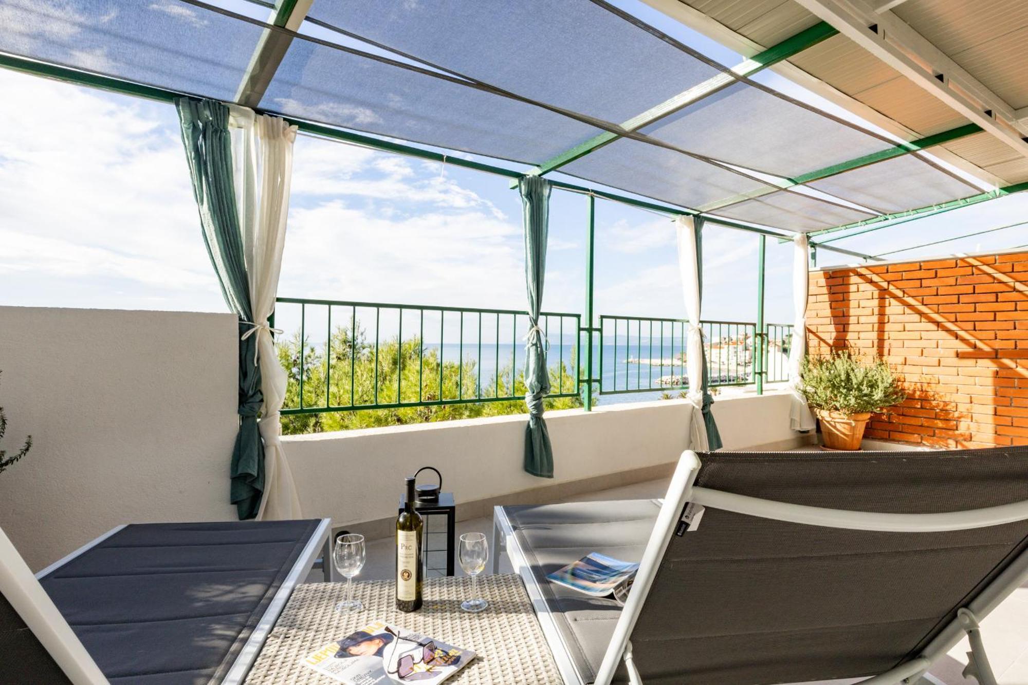 Apartments Krzanic Подгора Экстерьер фото