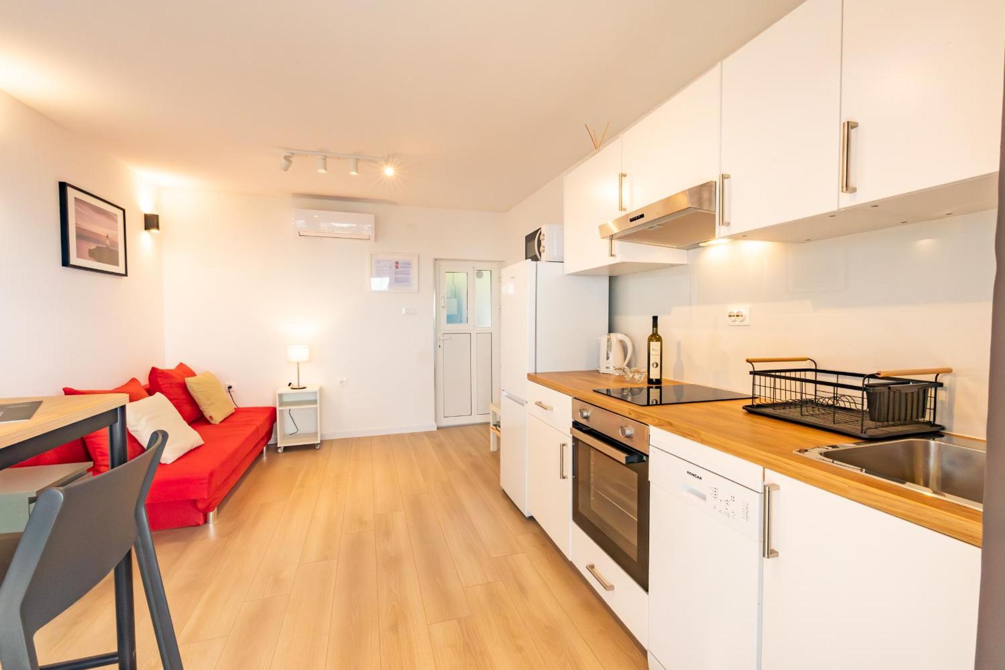 Apartments Krzanic Подгора Экстерьер фото